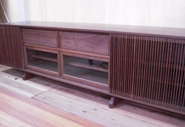 近代技術と融合した家具作り